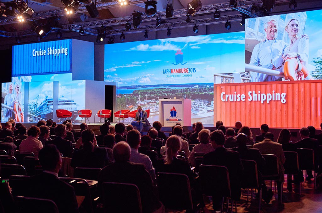 Bühne bei der World Ports Conference in Hamburg 