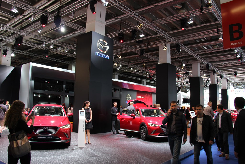 Mazda Messestand auf der IAA 2015