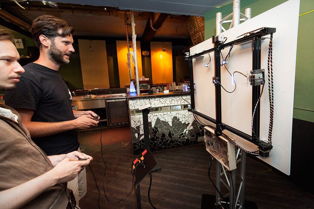 PongCNC von Viesueel Geweld