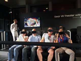 Spaß in 3D: Vorstellung des Samsung Galaxy Unpacked 2016 im Tempodrom, Berlin
