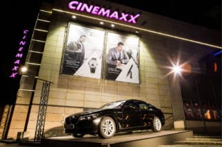 Auto Produktpräsentation in einer Kino Eventlocation