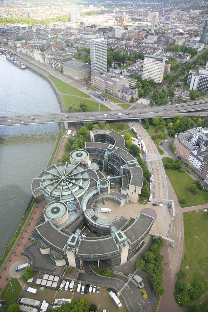 Der Düsseldorfer Landtag aus der Vogelperspektive