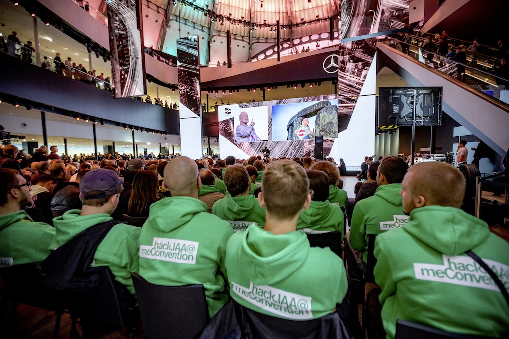 Daimler 24 Stunden-Hackathon auf der IAA