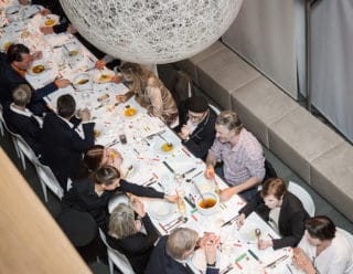 Jörg Sellerbeck inszeniert „Kulinarik als Kommunikationsmedium“