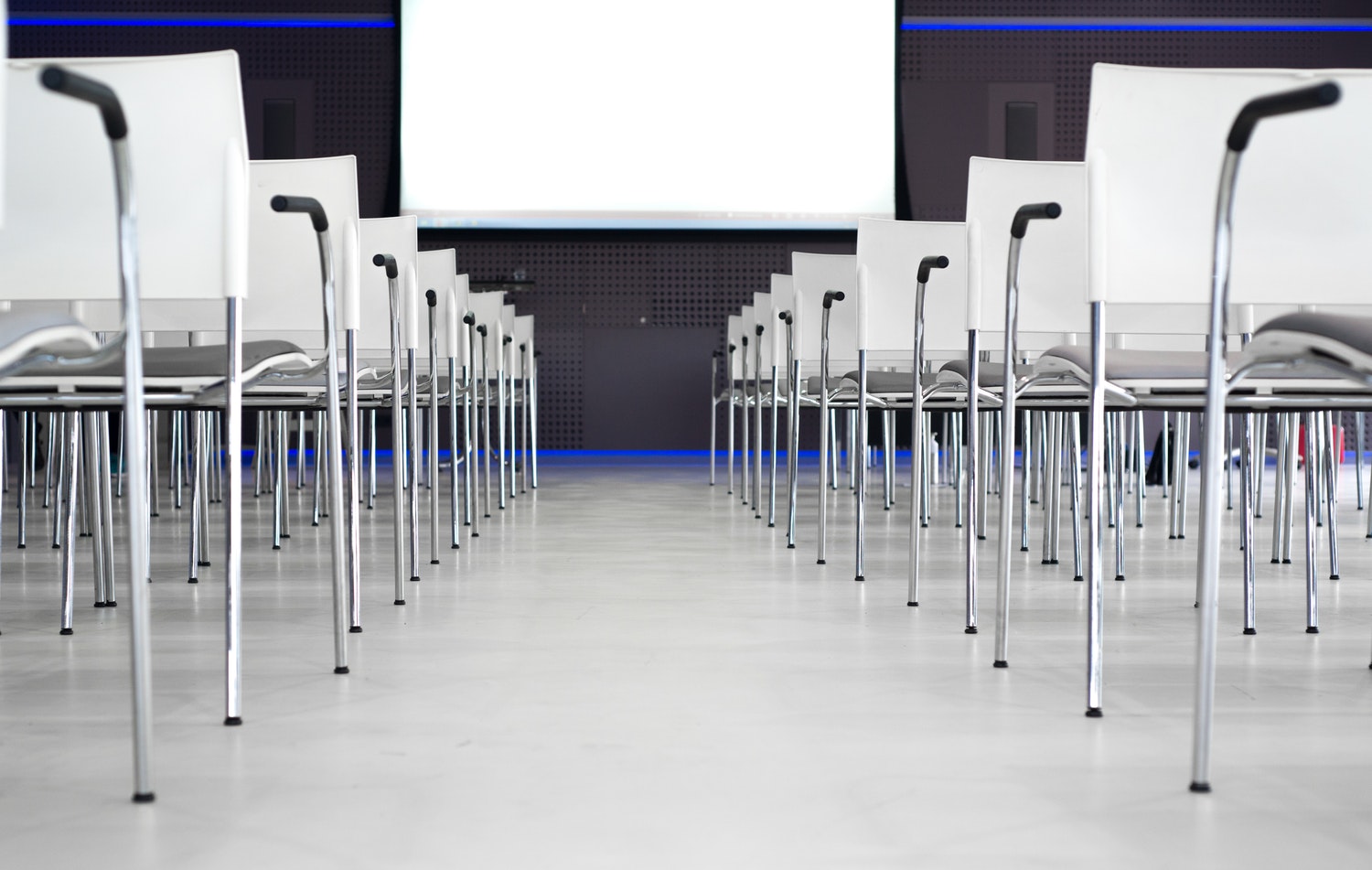Konferenz-Tagung-Stuhl-Reihe