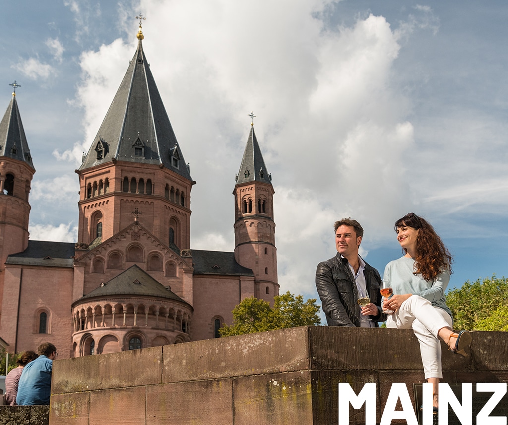 Der Dom St. Martin ist das wohl bekannteste Wahrzeichen der Stadt Mainz.