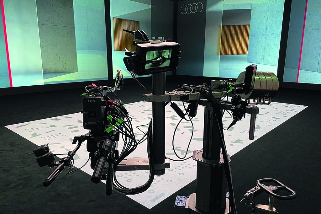 Das Virtuelle Exponat on air kombiniert Mixed Reality mit einer Broadcast-Kamera und einer Tracking-Kamera.
