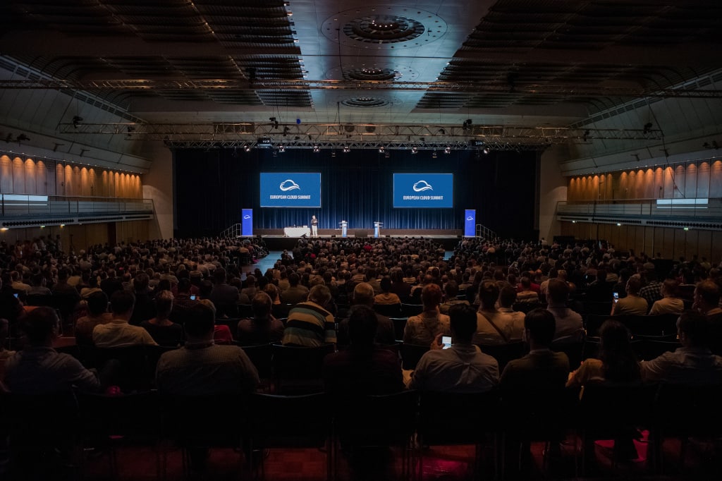 Eröffnung des European Cloud Summit 2018 in der Rheingoldhalle Mainz