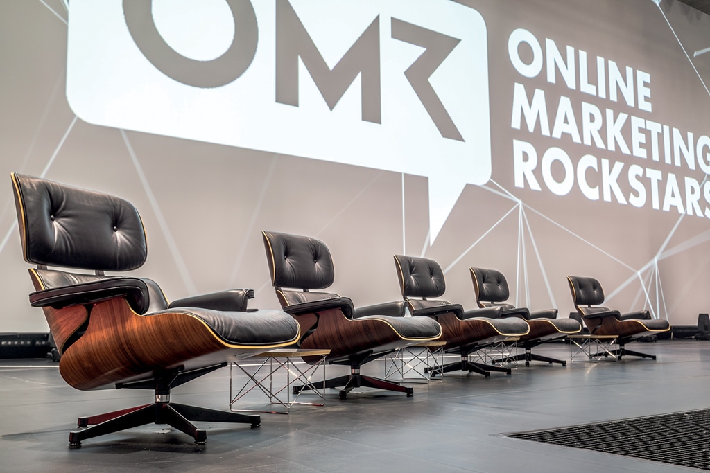 Eames Lounge Chair Party Rent Group OMR