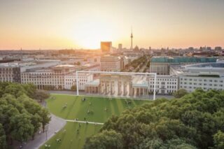 Brandenburger Tor im Tor-Look