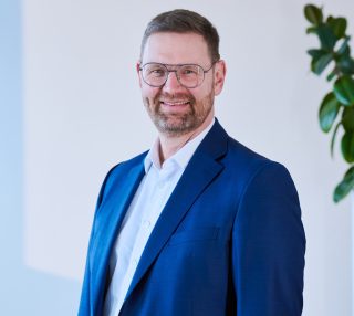 Mark Lohweber, Vorstand adesso