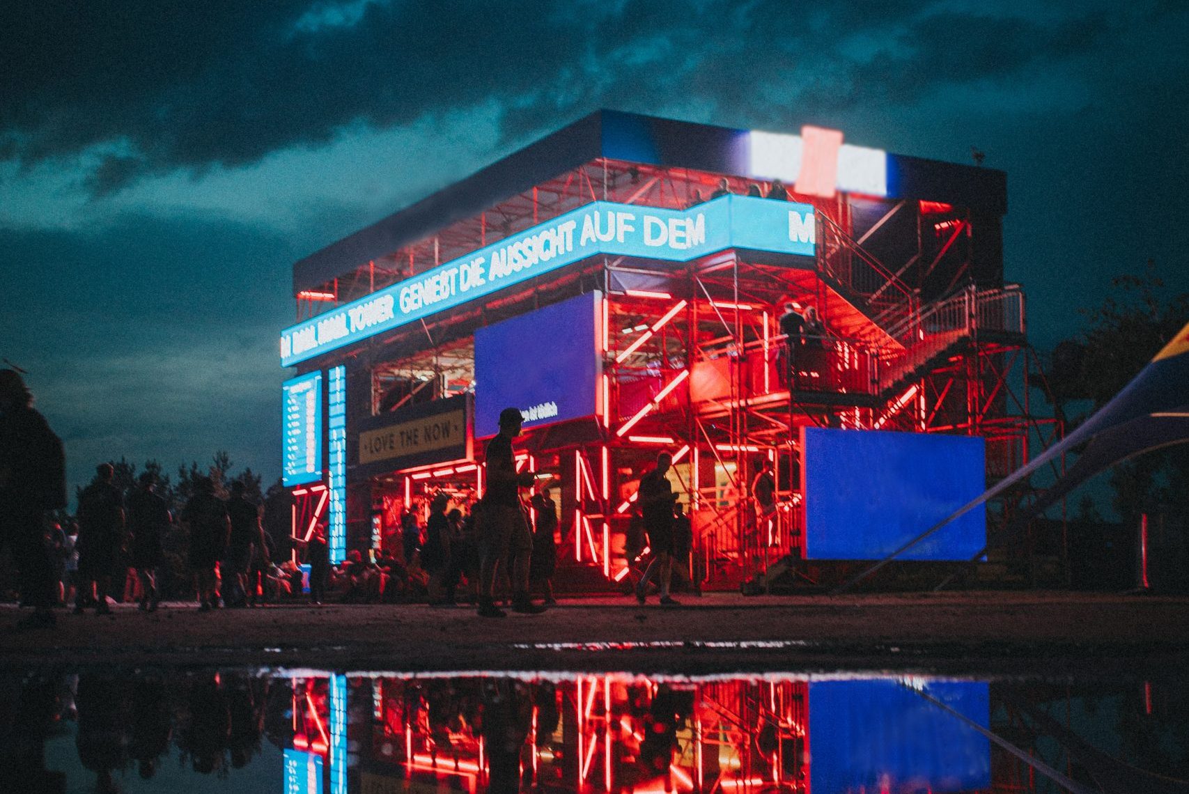 Artlife_BAT_P-Mall-FullForce